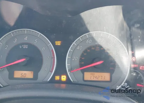 2010 Toyota Corolla S z USA, uszkodzony, nr VIN 2T1BU4EE2AC328813